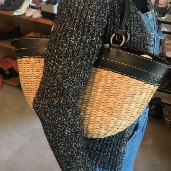 Handbag - Picture 5 of 6